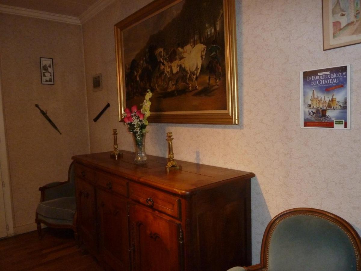Chambres D'Hotes Gobillon マントノン エクステリア 写真