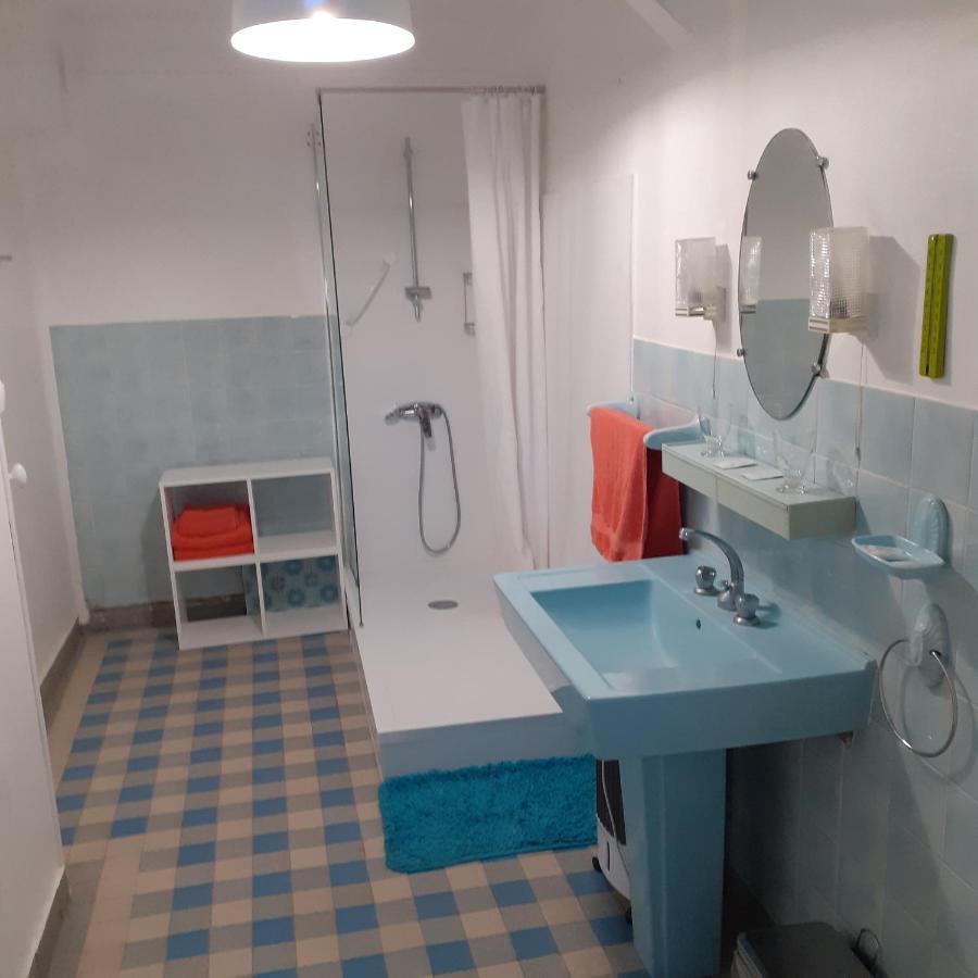 Chambres D'Hotes Gobillon マントノン エクステリア 写真